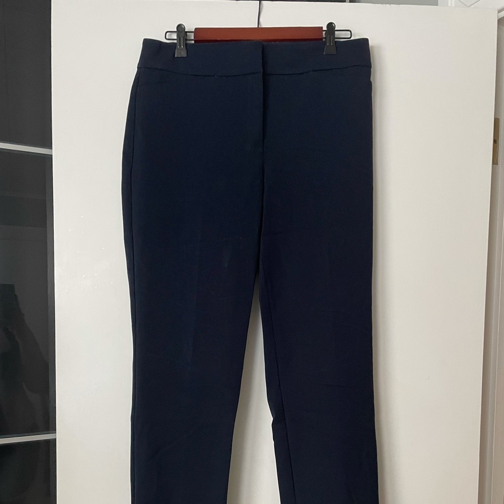Ann Taylor size 6 navy crop dress pant